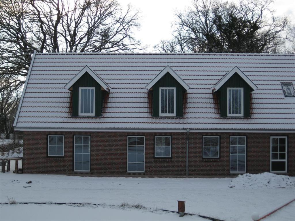 Urlaubsdomizil Im Gruenen Apartamento Westerstede Exterior foto